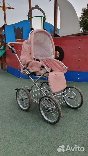 Коляска Hesba