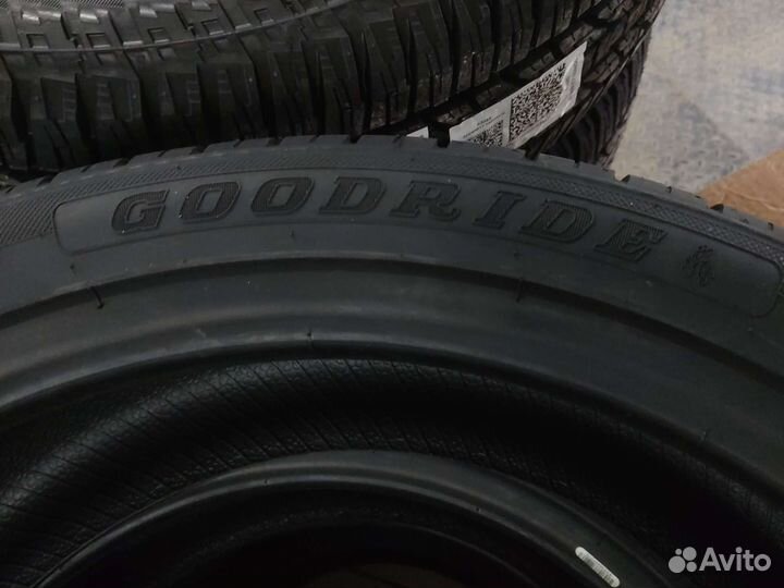 Goodride SA 37 245/40 R20