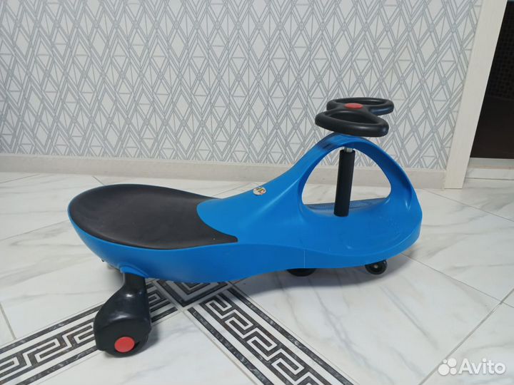 Машинка бибикар