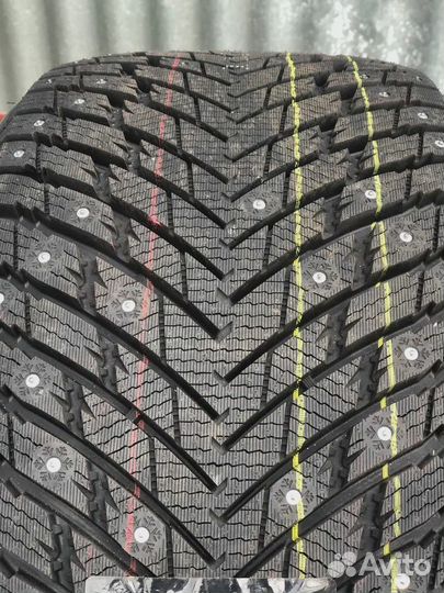 Arivo Ice Claw ARW7 255/35 R19