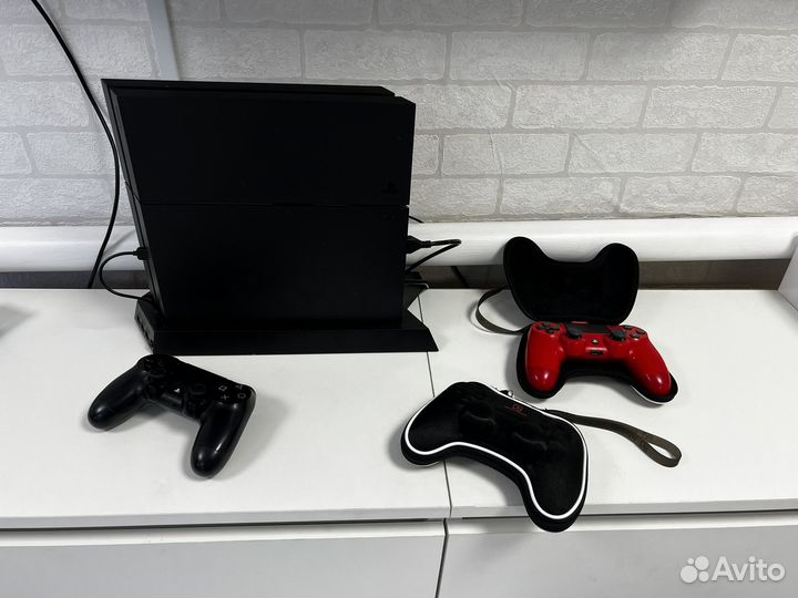 Игровая приставка Sony PS4 2Tb