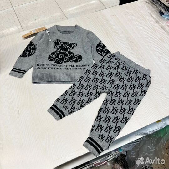 Шерстяной костюм детский