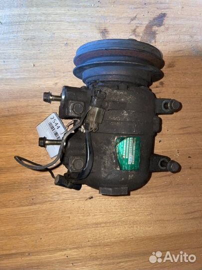 Компрессор кондиционера Kia Sportage 1 FE-dohc