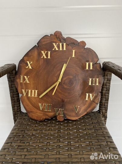 Часы из спила можжевельника