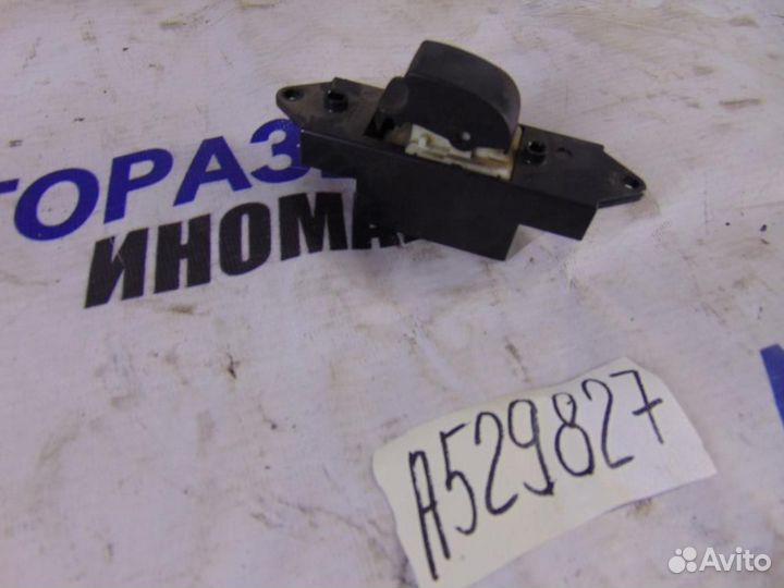 Кнопка стеклоподъемника для Mitsubishi ASX 2010