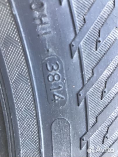 Nokian Tyres Hakkapeliitta 8 SUV 225/65 R17 106T