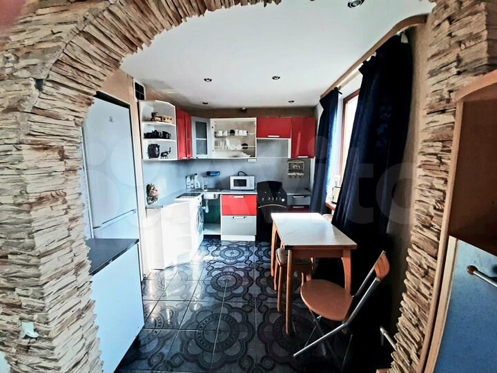 2-к. квартира, 54 м², 9/9 эт.