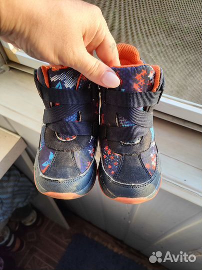 Полуботинки на мальчика 24