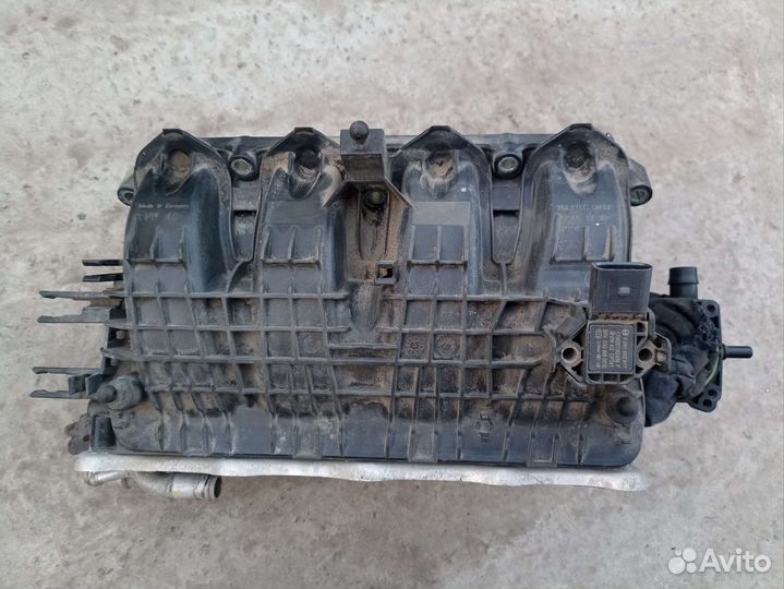 Коллектор впускной Volkswagen Skoda