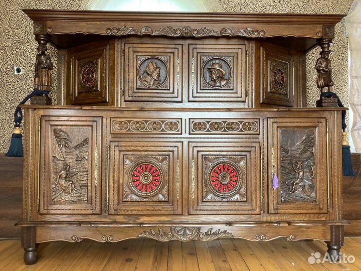 Буфет в бретонском стиле