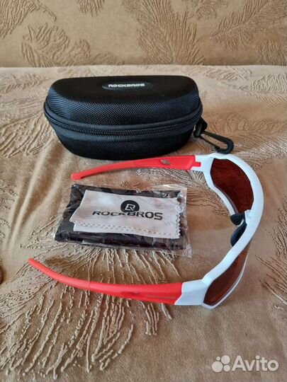 Спортивные очки