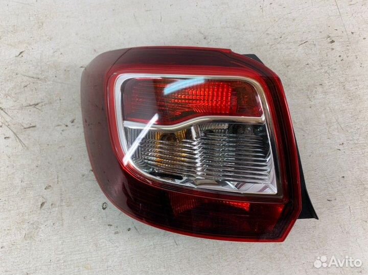 Фонарь задний левый Renault Sandero после 2014