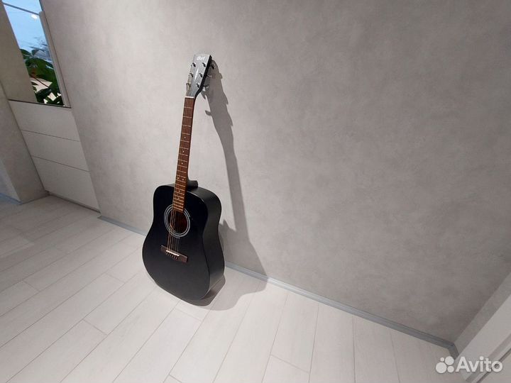 Акустическая гитара