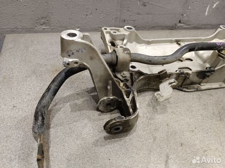 Подрамник в сборе + стабилизатор для VW Passat CC