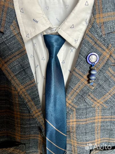 Костюм тройка на мальчика 110