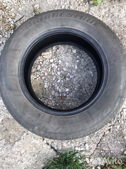 Bridgestone Dueler H/P 215/65 R16