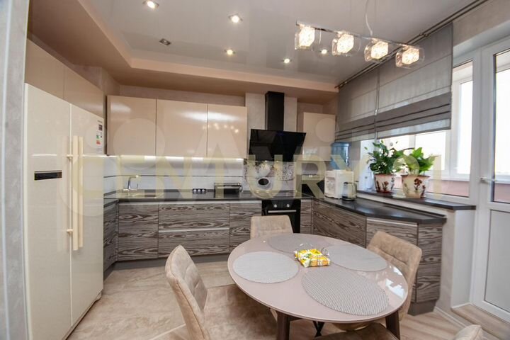 4-к. квартира, 93 м², 11/21 эт.