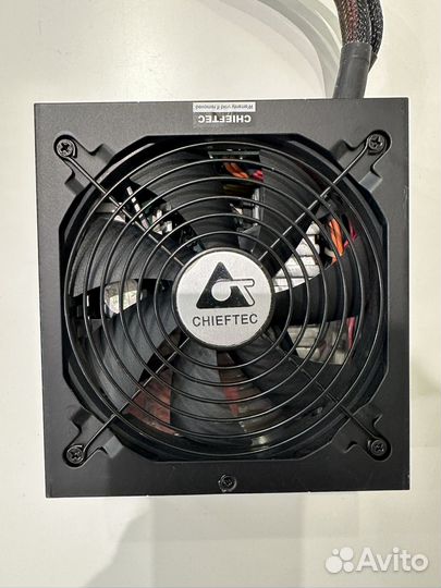 Блок питания chieftec 750w