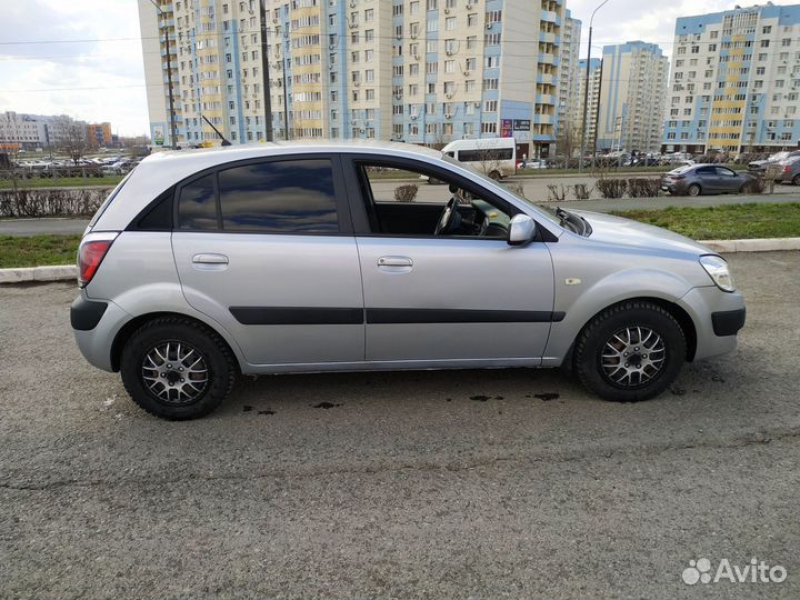 Kia Rio 1.4 AT, 2006, 111 000 км