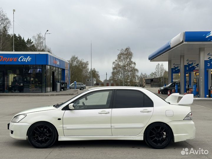 Mitsubishi Lancer 2.0 МТ, 2005, 200 000 км