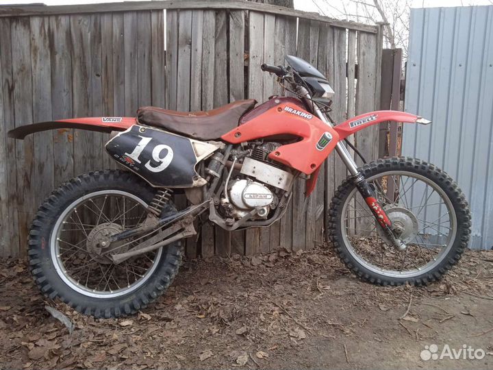 Чезет с 4ех тактным двс