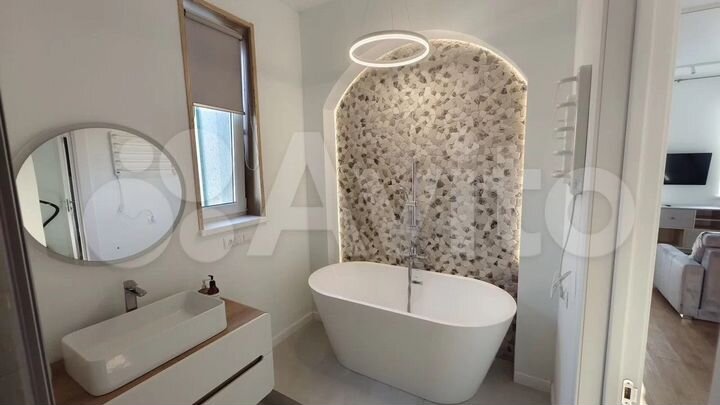 2-к. квартира, 60 м², 7/7 эт.