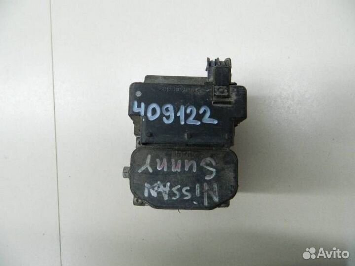 Блок управления тормозами/насос ABS Nissan Sunny