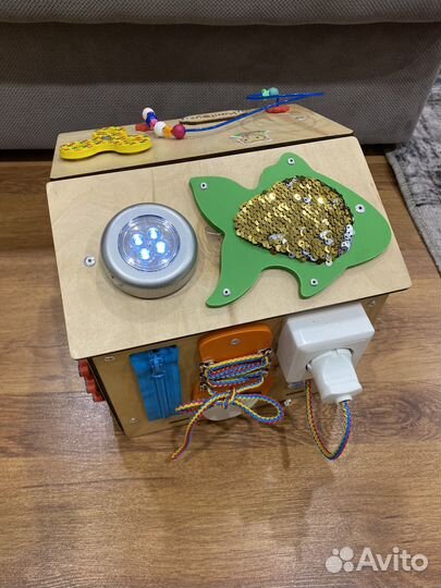 Бизиборд домик со светом