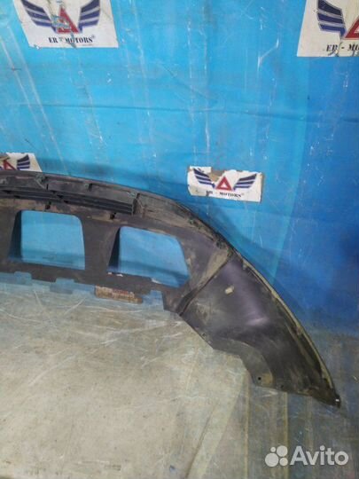 Накладка бампера передняя Ford Kuga 2 2013-Н.в