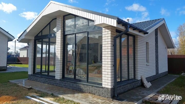 Остекление веранды балкона террасы дома