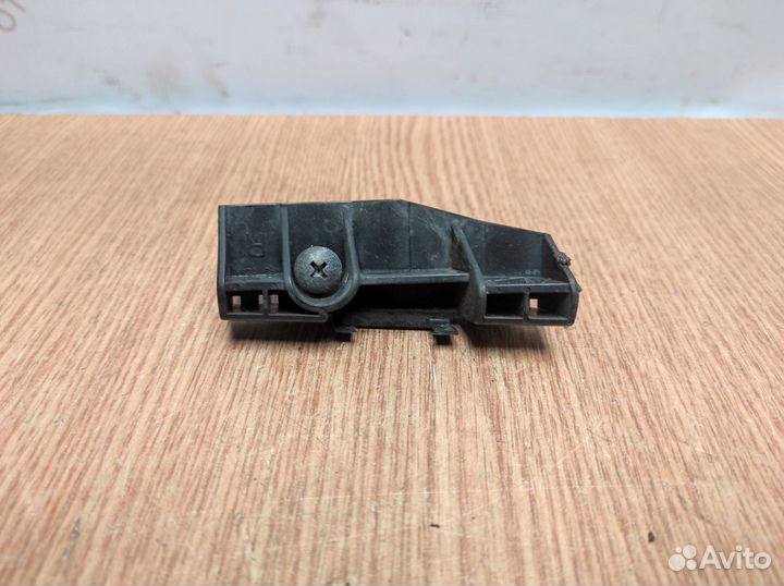 Кронштейн бампера Subaru Legacy B13 (BL) 2003-20