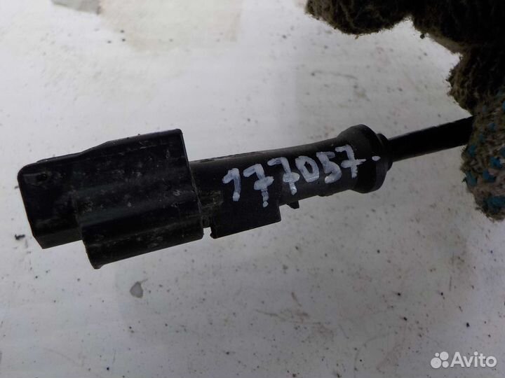 Датчик abs renault sandero передний