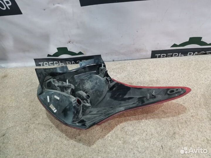 Задний фонарь левый Ford Focus 3 2011-2014