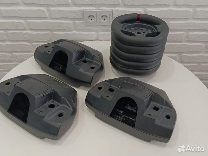 Корпуса Баранки Logitech Momo Racing