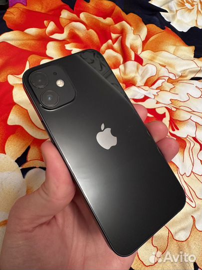 iPhone 12 mini, 64 ГБ