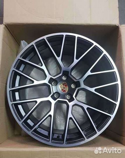 Диски разноширокие porsche macan R20 spyder
