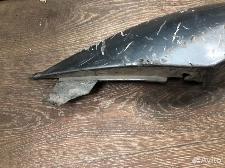 Накладка на крыло передняя левая Toyota Land