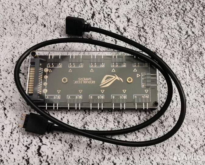 Разветвители и хабы для вентиляторов и подсветки