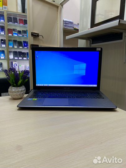 Ноутбук asus x550c/core i3/gt 720m