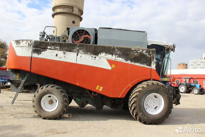 Комбайн Ростсельмаш Acros 530, 2010