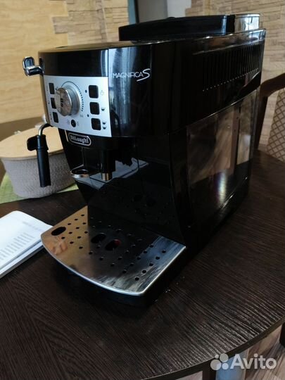 Кофемашина delonghi