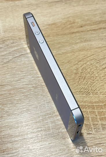 iPhone 5S, 16 ГБ