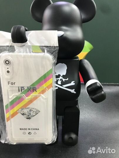 Чехол силиконовый с карманом для карт iPhone XR