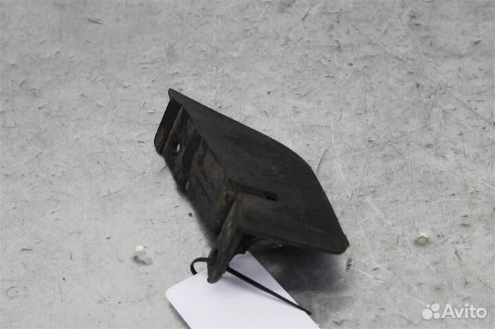 Брызговик задний правый Nissan Qashqai J10