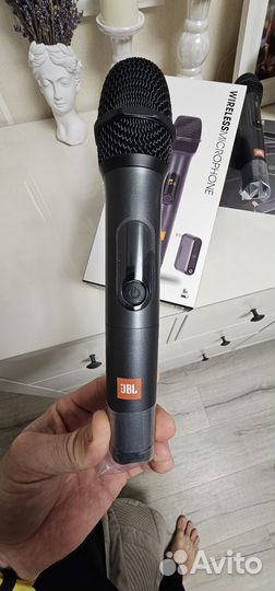 Беспроводной микрофон JBL Wireless Microphone
