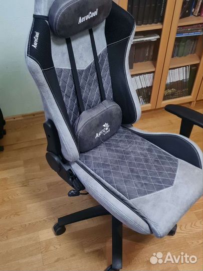 Копьютерное кресло aerocool duke