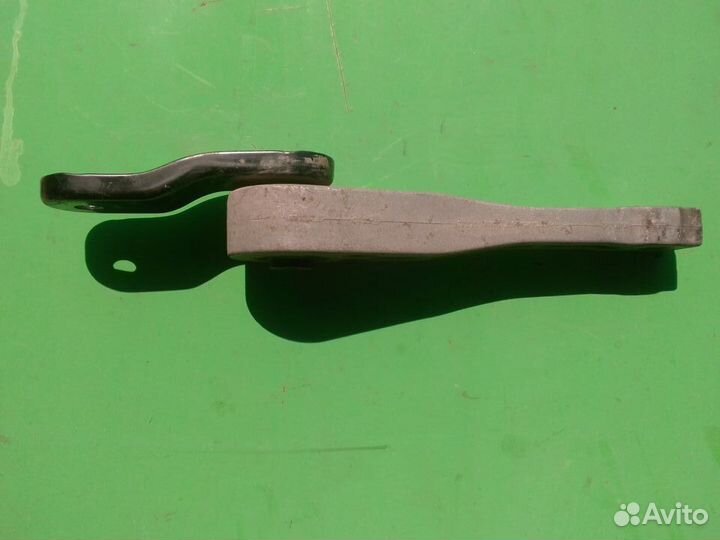 Опора двигателя задняя VW / audi / skoda