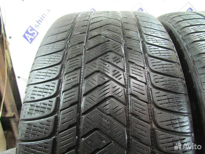 Pirelli Scorpion Winter 285/40 R22 98L