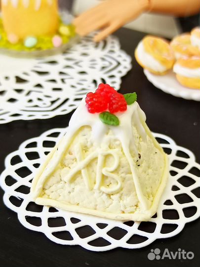 Еда для кукол, пасхальные куличи, яйца