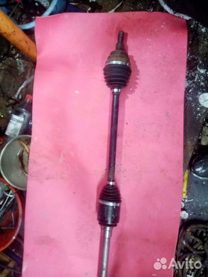 Полуось привод передний правый w164
